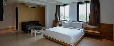 FabHotel Prime Rester Select Chakan