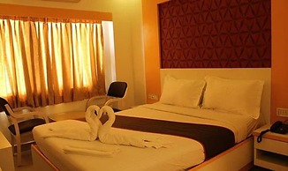 FabHotel Prime Stalin Pleasant Park