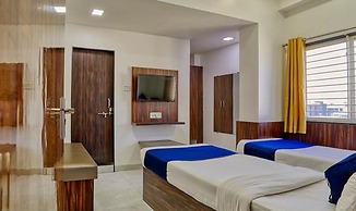 FabHotel Ten Eleven Grand