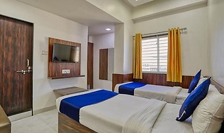 FabHotel Ten Eleven Grand