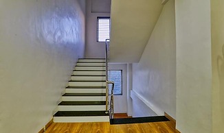 FabHotel Ten Eleven Grand