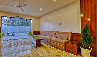 FabHotel Ten Eleven Grand