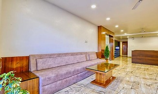 FabHotel Ten Eleven Grand