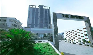 FabHotel Prime Hema's Supreme