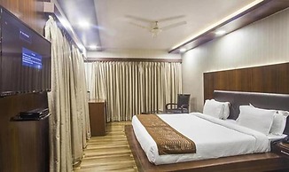 FabHotel Prime Hema's Supreme