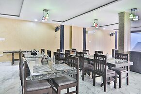 FabHotel Lucknow Inn