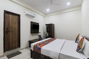 FabHotel Lucknow Inn