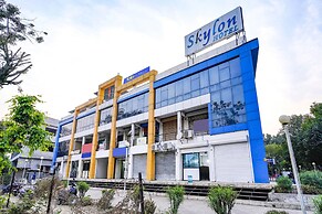 FabHotel Skylon