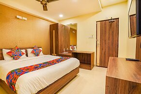 FabHotel Ginger Suites