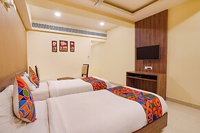 FabHotel Ginger Suites