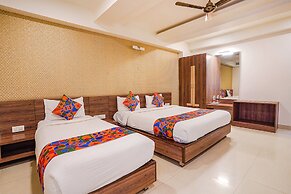 FabHotel Ginger Suites