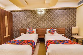 FabHotel Ginger Suites