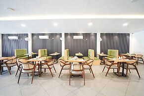 FabHotel Prime Kingston