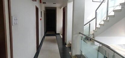 FabHotel Skylark Inn