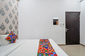 FabExpress Aditya Grand