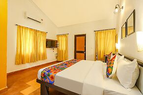 FabHotel Waves Of The Sea Board