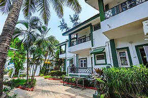 FabHotel Waves Of The Sea Board