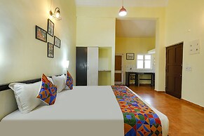 FabHotel Waves Of The Sea Board