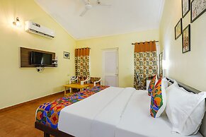 FabHotel Waves Of The Sea Board