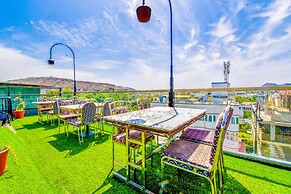 FabHotel Naivara Boutique