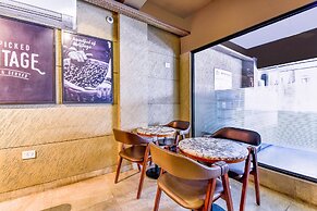 FabHotel Naivara Boutique