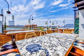 FabHotel Naivara Boutique