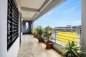 FabHotel Blue Star