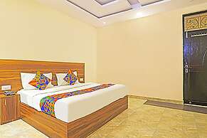 FabHotel The Happiness