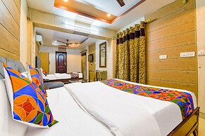 FabHotel Log Inn