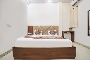 FabHotel Vishal Palace