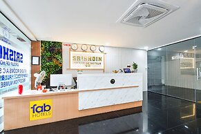 FabHotel Prime Srishoin