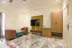 FabHotel Dev Palace I