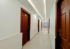 FabHotel Prime Royal Park