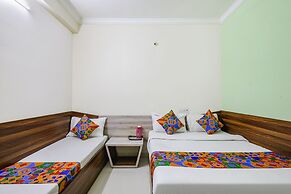 FabHotel Seven Inn Home Stay