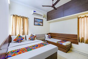 FabHotel Seven Inn Home Stay