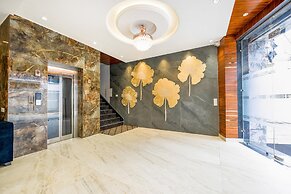 FabHotel Rolt