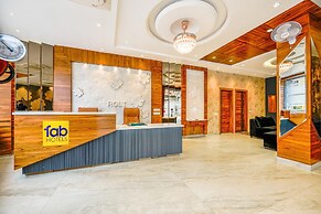 FabHotel Rolt