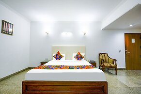 FabHotel Exotica Galleria Market