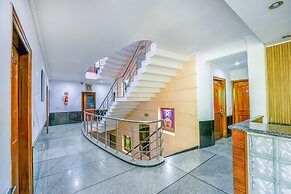 FabHotel Exotica Galleria Market