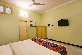 FabExpress Sunshine Residency