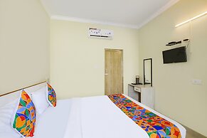 FabExpress Sunshine Residency