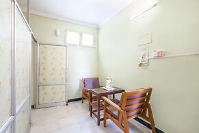 FabExpress Sunshine Residency