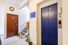 FabHotel Tristar Residency