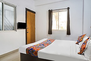 FabHotel Galaxy Airport Inn