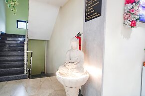 FabHotel Park Mahindra
