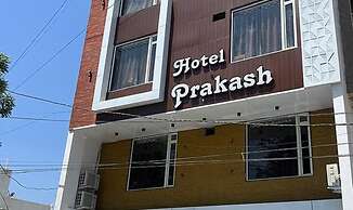 FabHotel Prakash