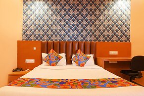 FabHotel Crown Plaza