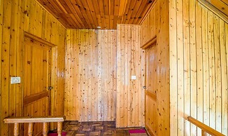 FabHotel Cloud 9 Cottage