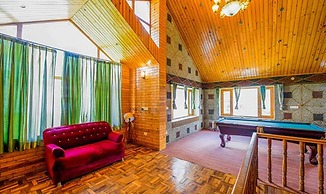 FabHotel Cloud 9 Cottage