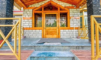 FabHotel Cloud 9 Cottage